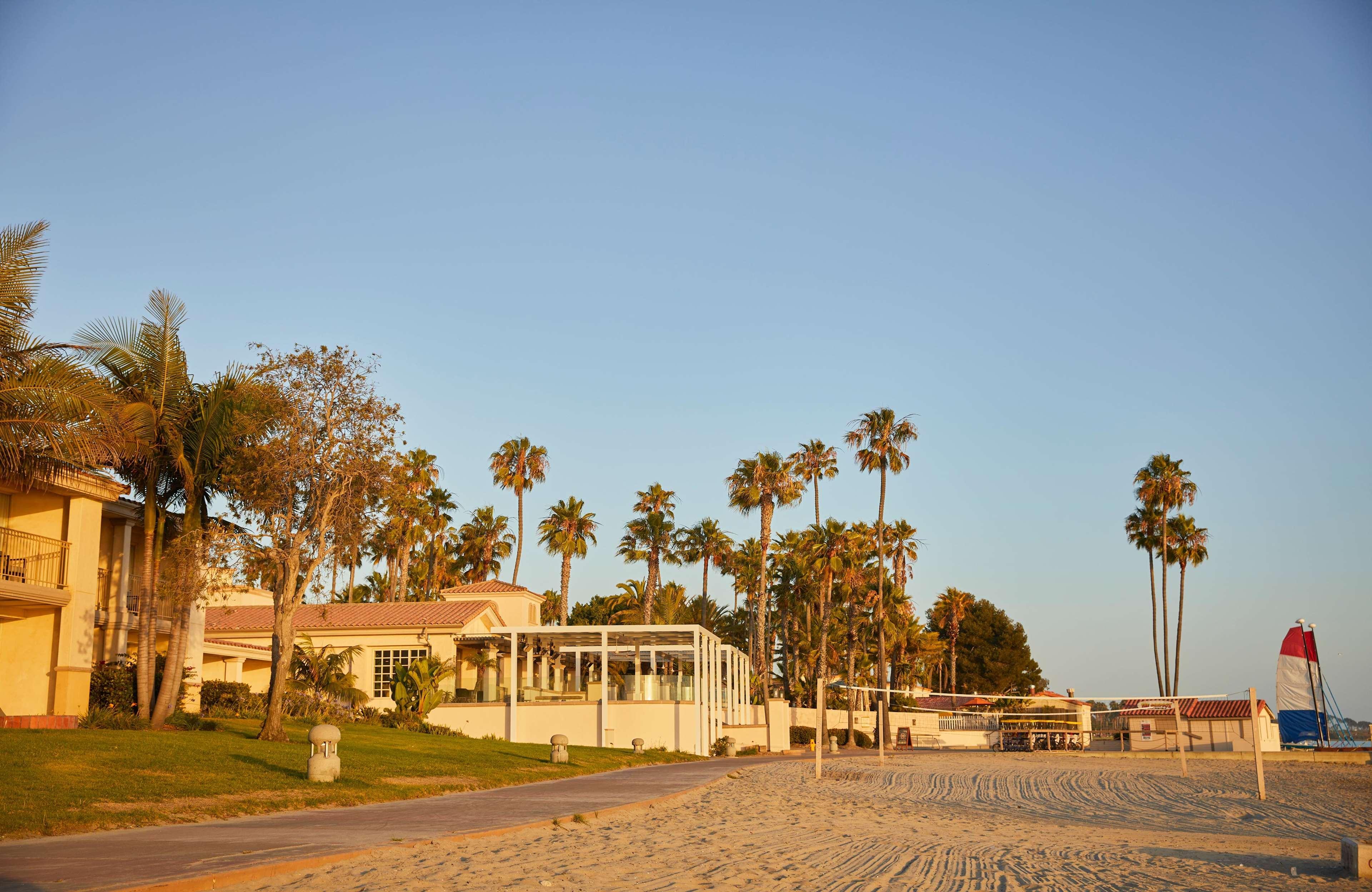 Mission Bay 4*