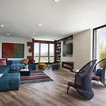 Hillcrest 1Br W Gym Wd Pool Nr Bars Shops San-9