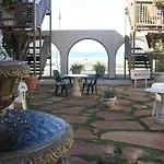 Ocean Beach Hotel