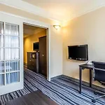 Ramada Suites By Wyndham San Diego