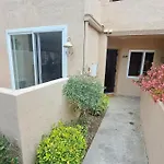 Vacation First Floor Luxury Condo La Jolla, Spa, Pool, Gym