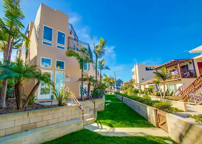 Stunning South Mission Home With Private Rooftop & Ocean Views!
