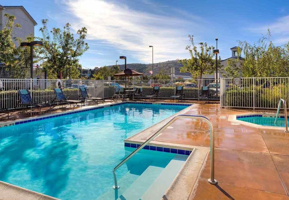 Rancho Bernardo Scripps Poway Hotel 3*