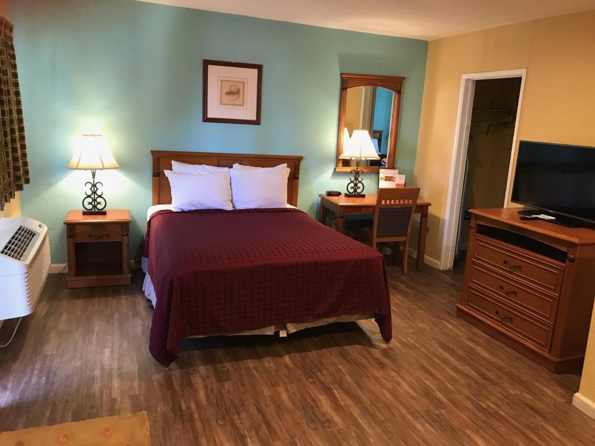 Travelodge By Wyndham Seaworld Motel