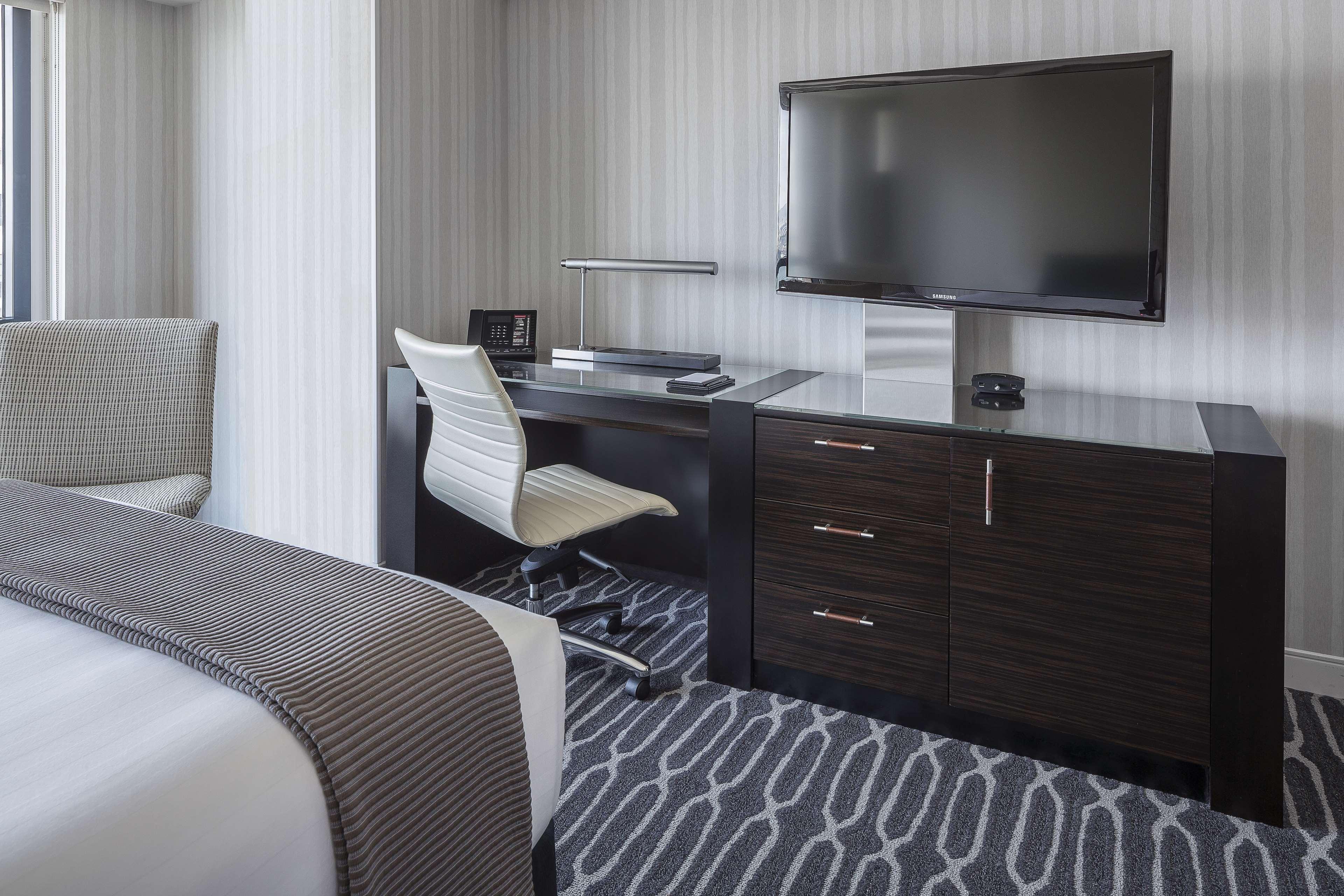 Manchester Grand Hyatt Hotel 4*