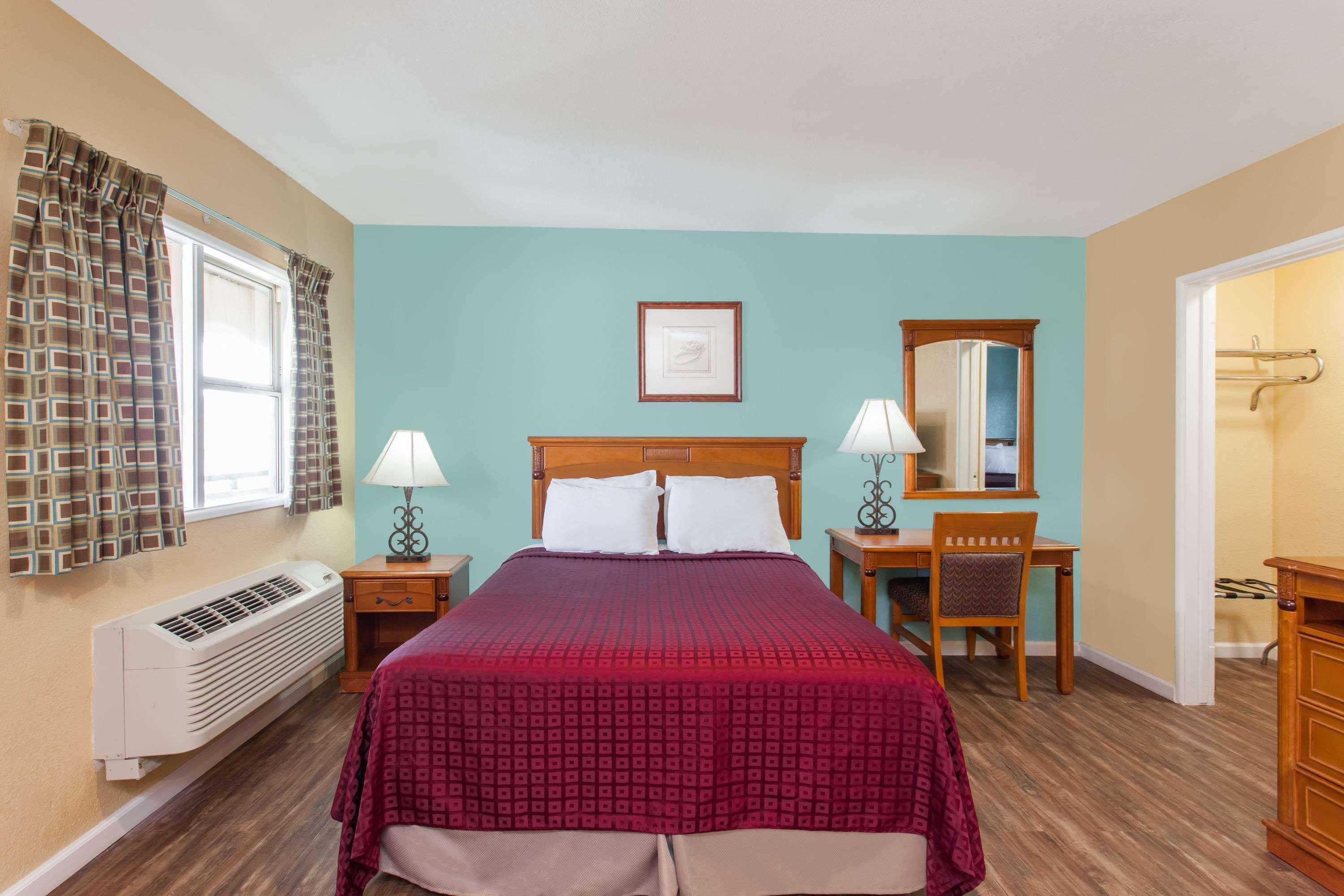 Motel Travelodge By Wyndham Seaworld