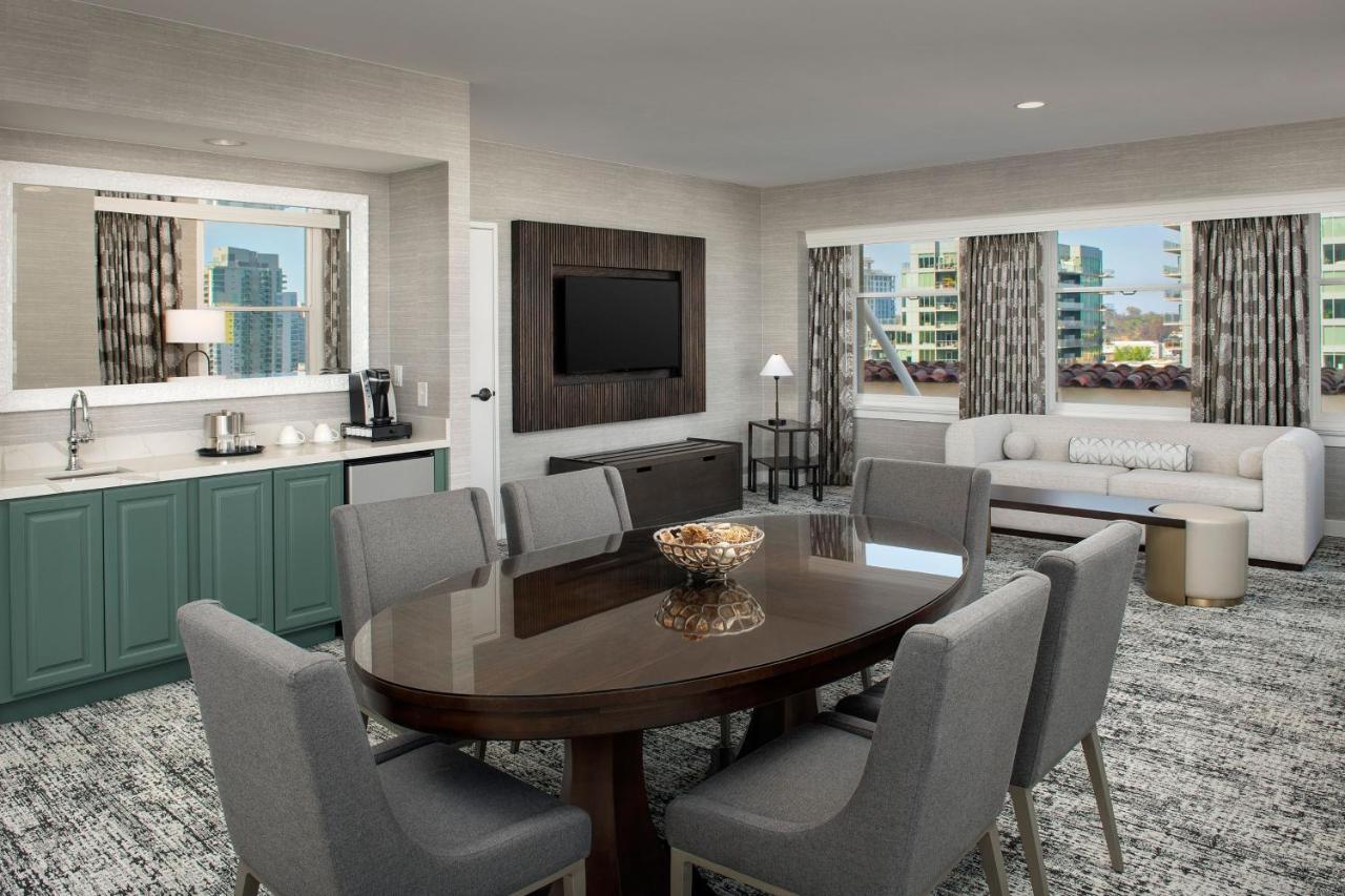 Courtyard By Marriott Downtown San Diego