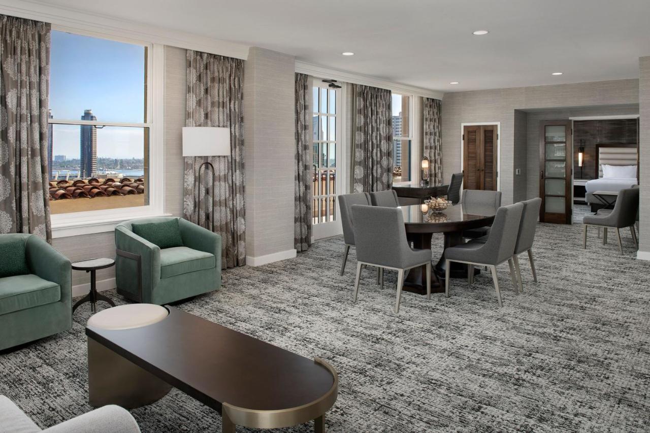 Courtyard By Marriott Downtown