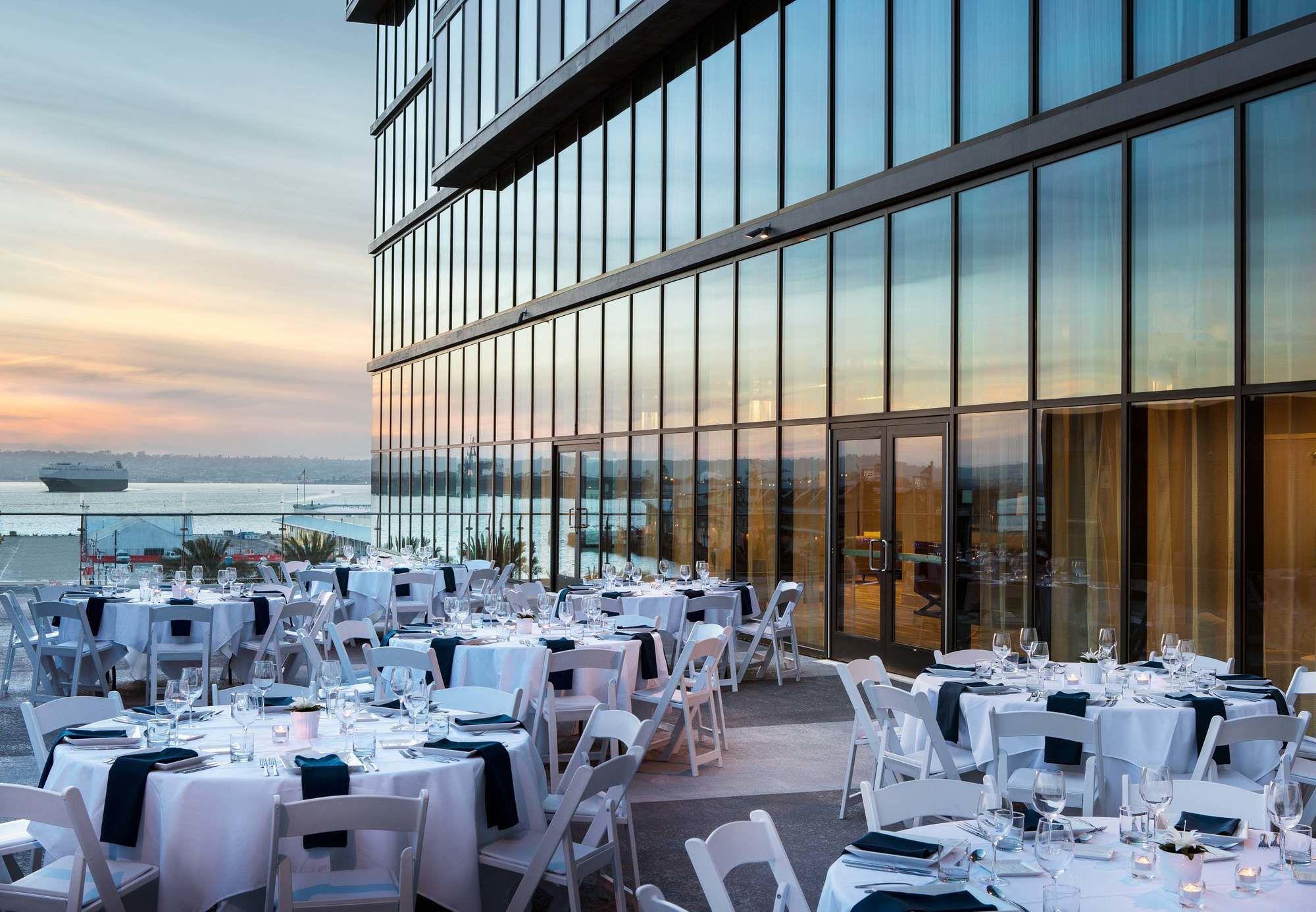 Hotel By Marriott Downtown/bayfront