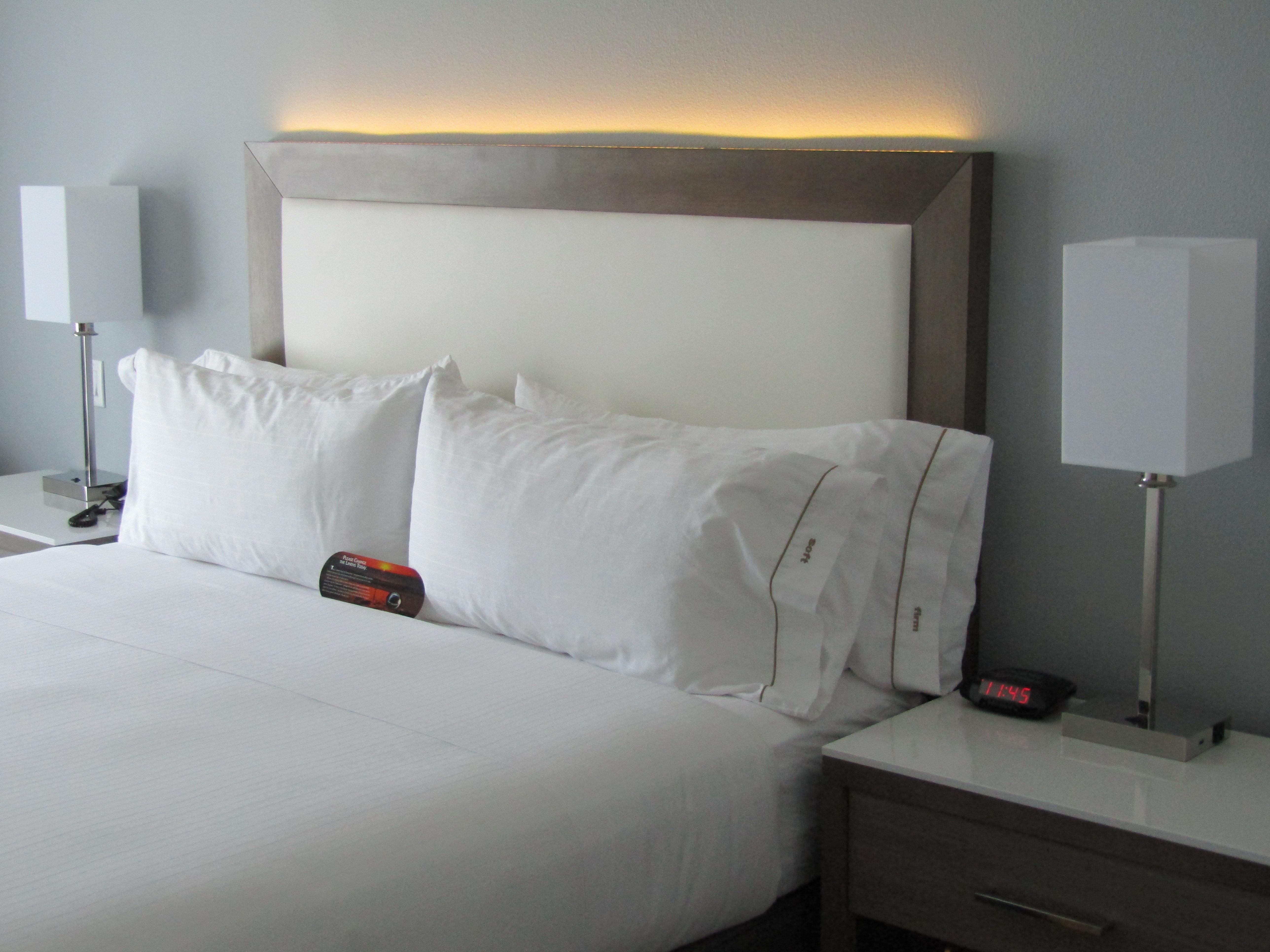 Hotel Express & - Mission Valley By Ihg San Diego