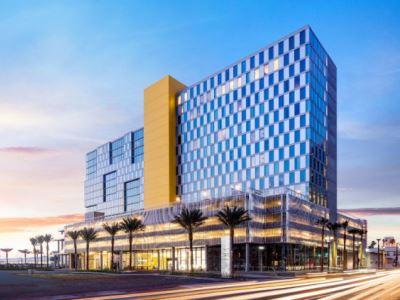 Hotel By Marriott Downtown/bayfront 3*