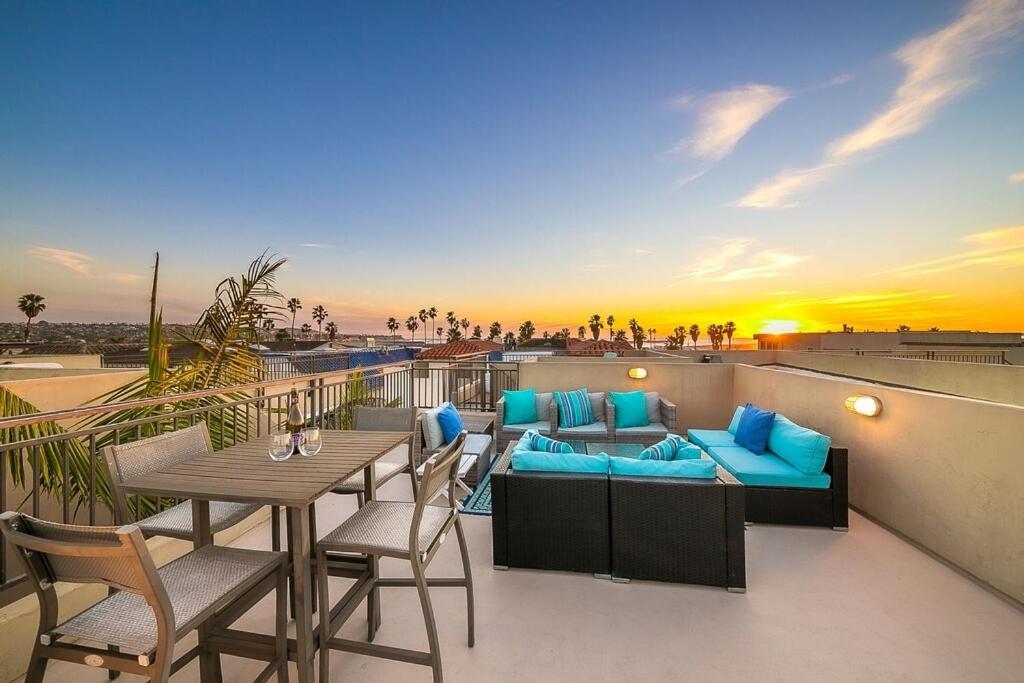 Stunning South Mission With Private Rooftop & Ocean Views!