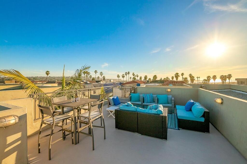 Holiday home Stunning South Mission With Private Rooftop & Ocean Views! *