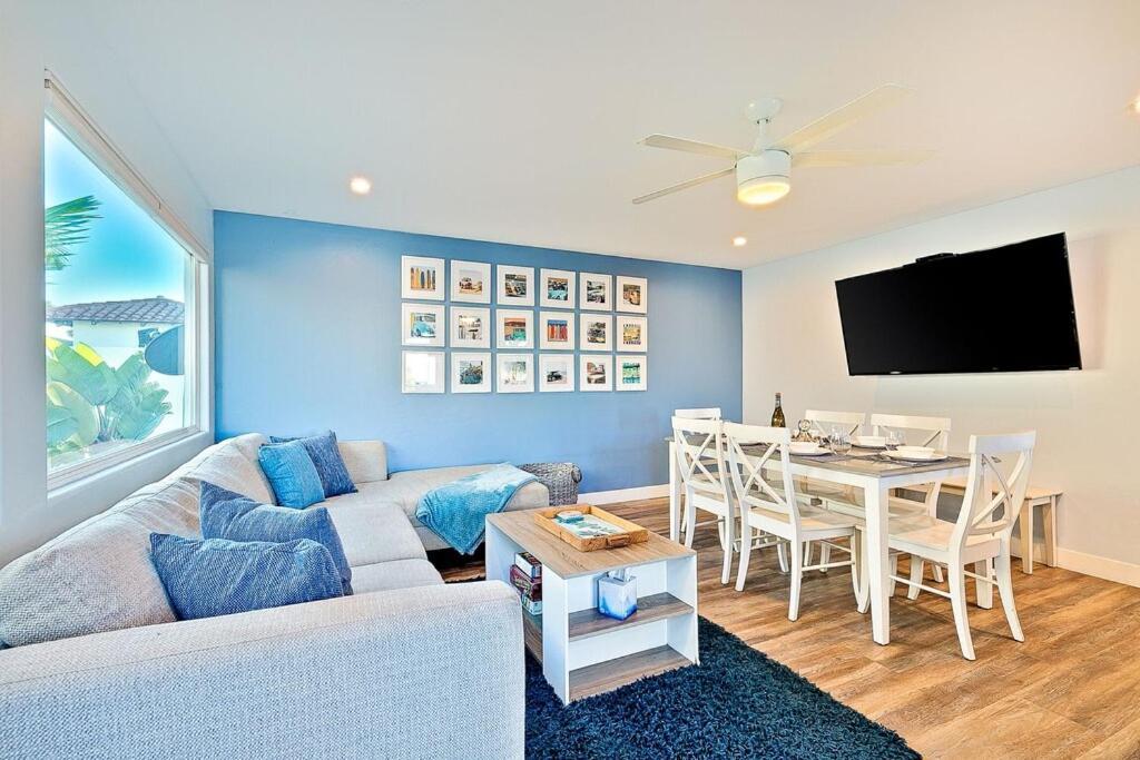 Holiday home Stunning South Mission With Private Rooftop & Ocean Views!