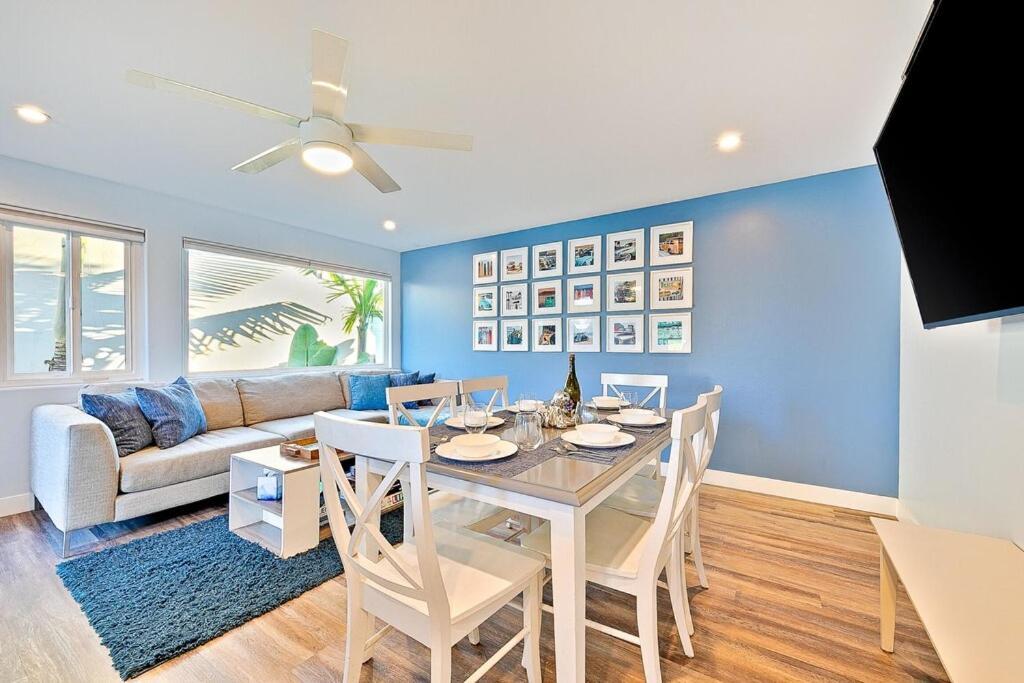 Stunning South Mission With Private Rooftop & Ocean Views! Holiday home