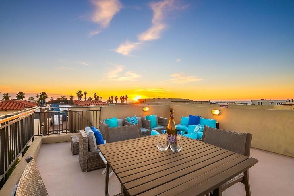 Holiday home Stunning South Mission With Private Rooftop & Ocean Views!