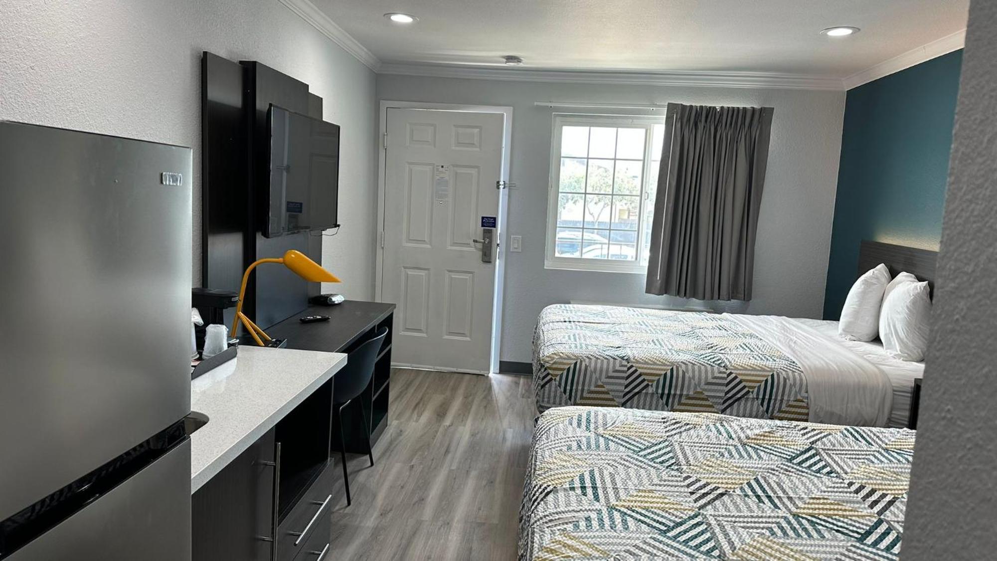 6 San Ysidro Ca South Bay Hotel San Diego