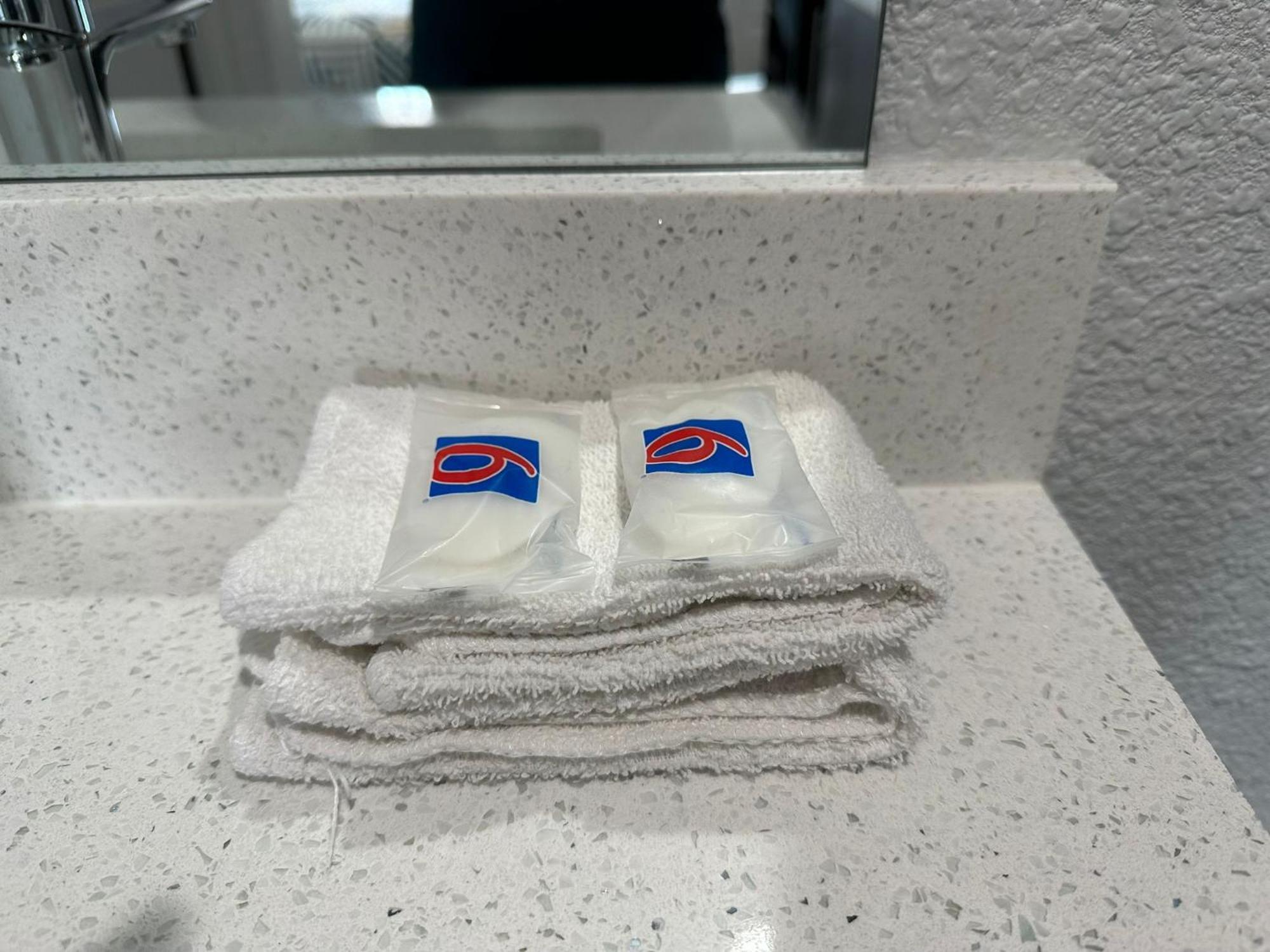 6 San Ysidro Ca South Bay Hotel 2*