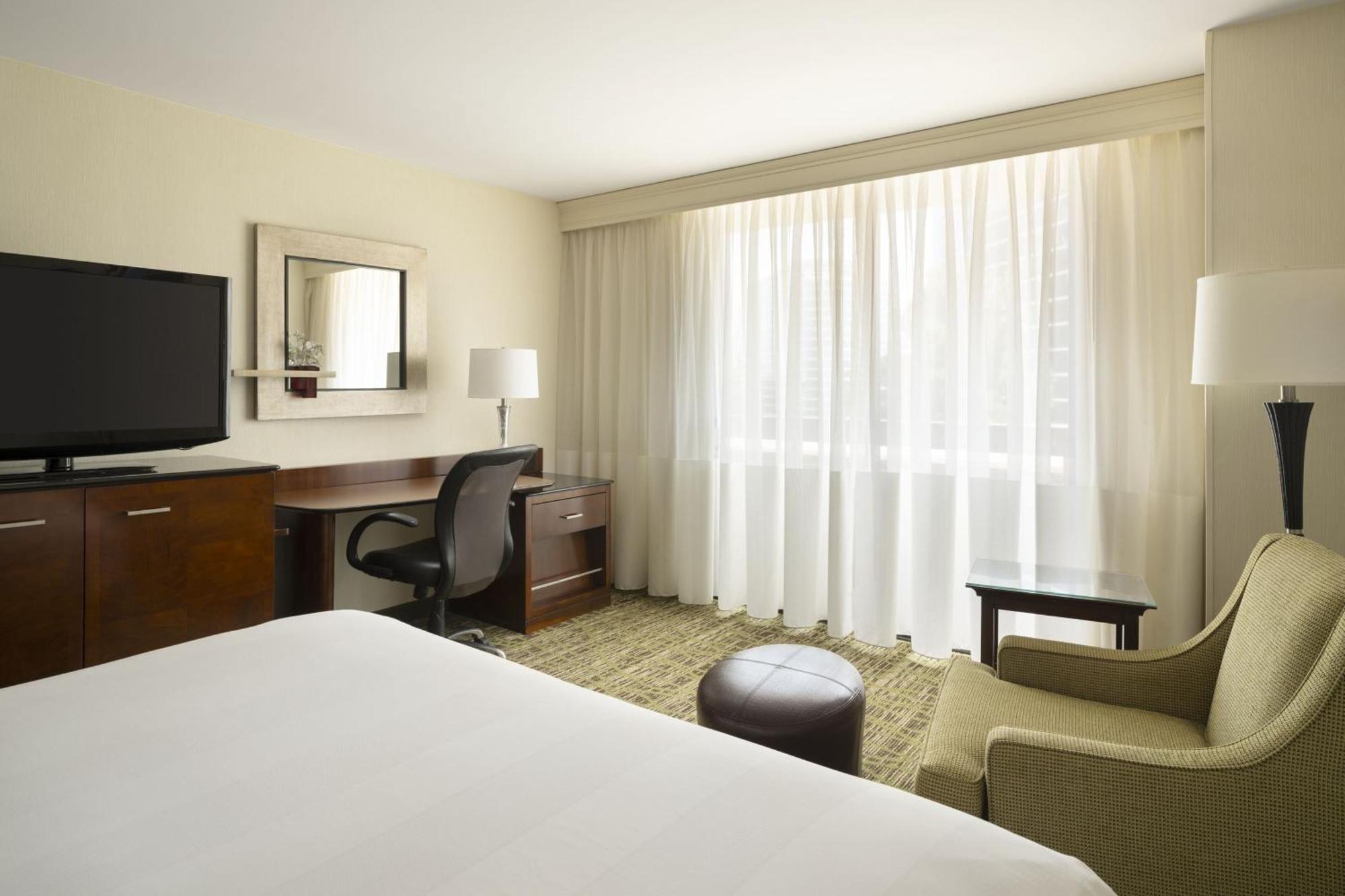 Marriott La Jolla 3*