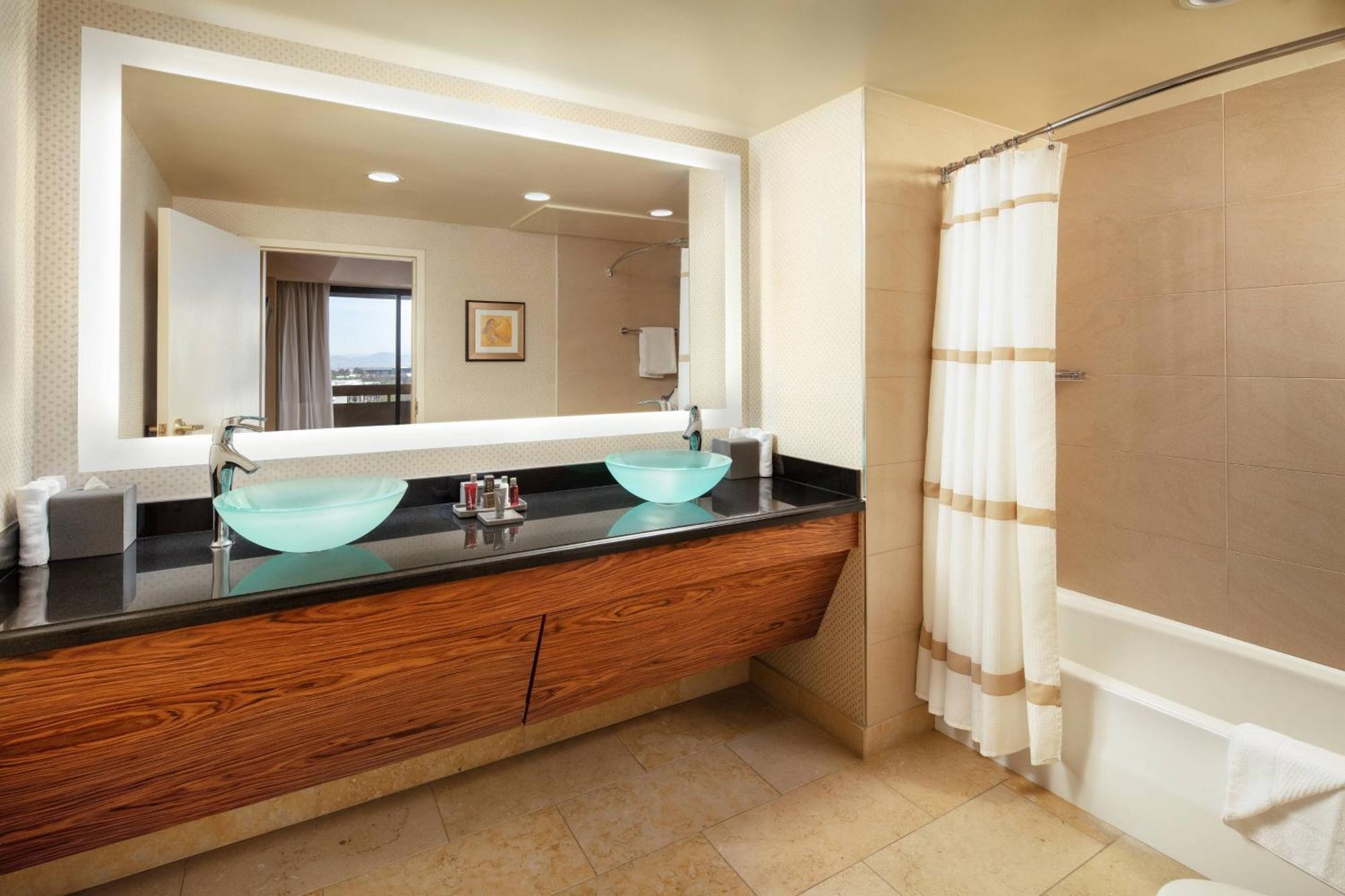 Marriott La Jolla Hotel