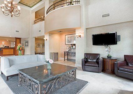 Ramada By Wyndham Hotel San Diego