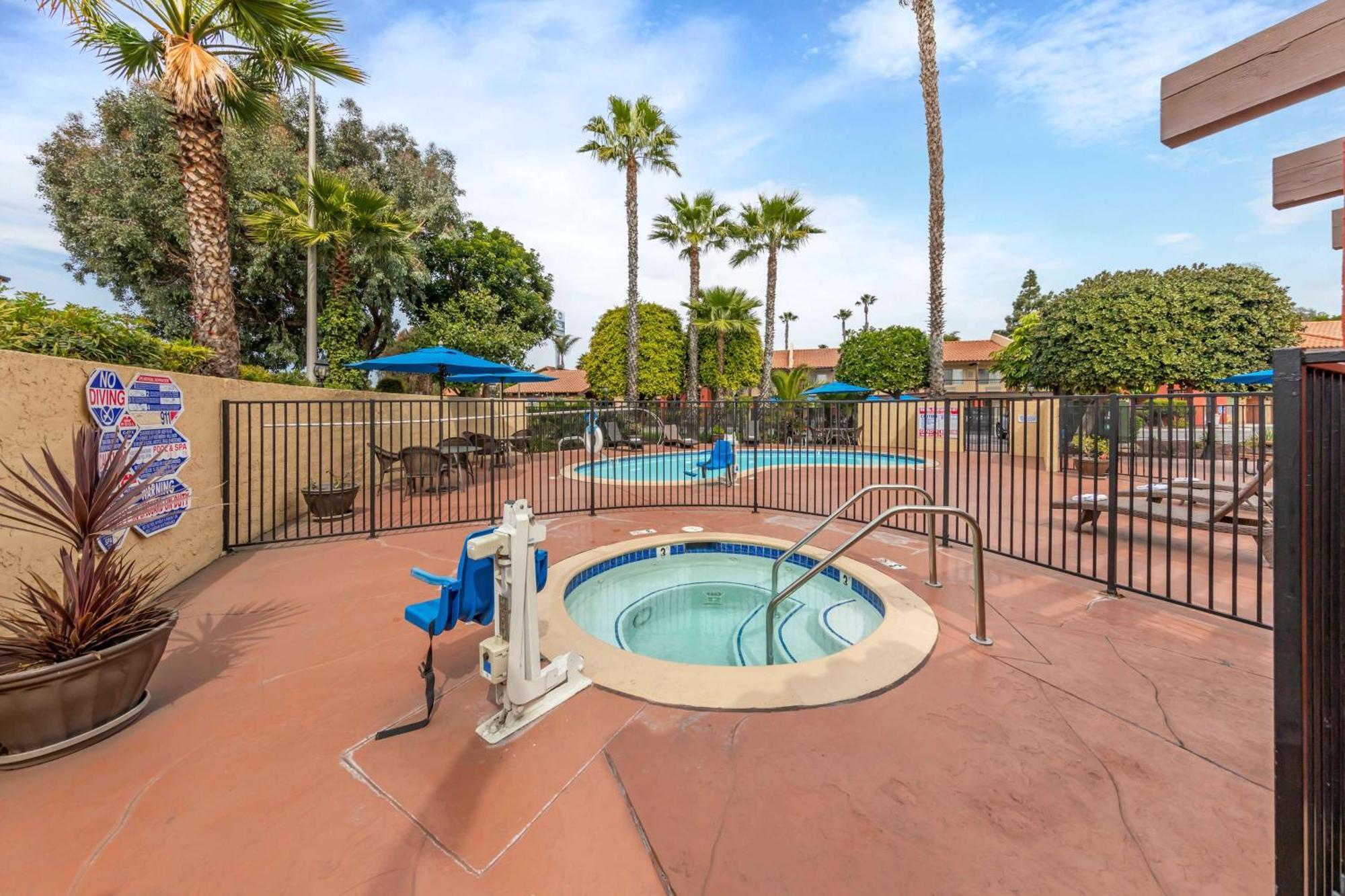 Best Western Americana Hotel
