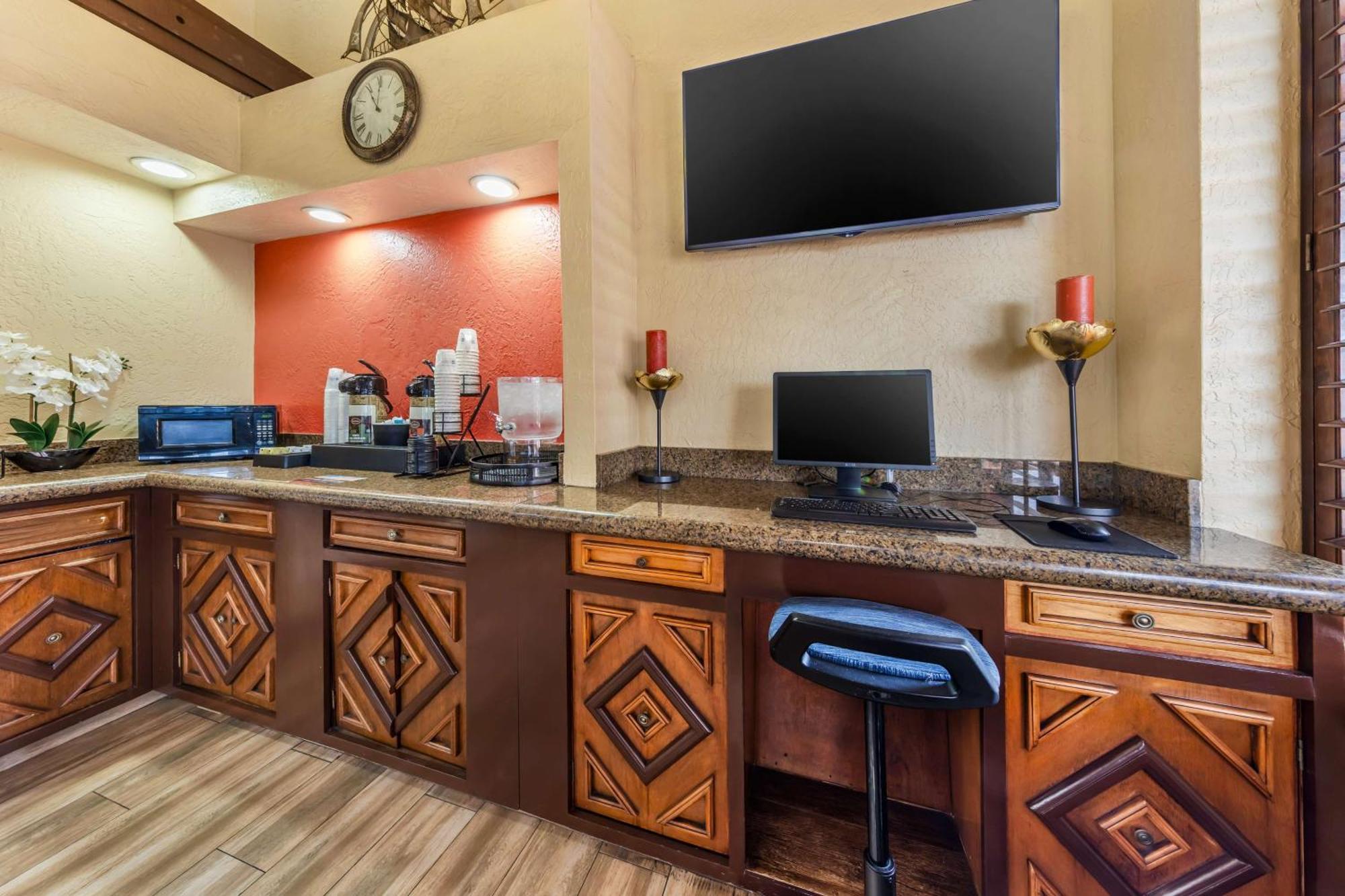 Best Western Americana Hotel