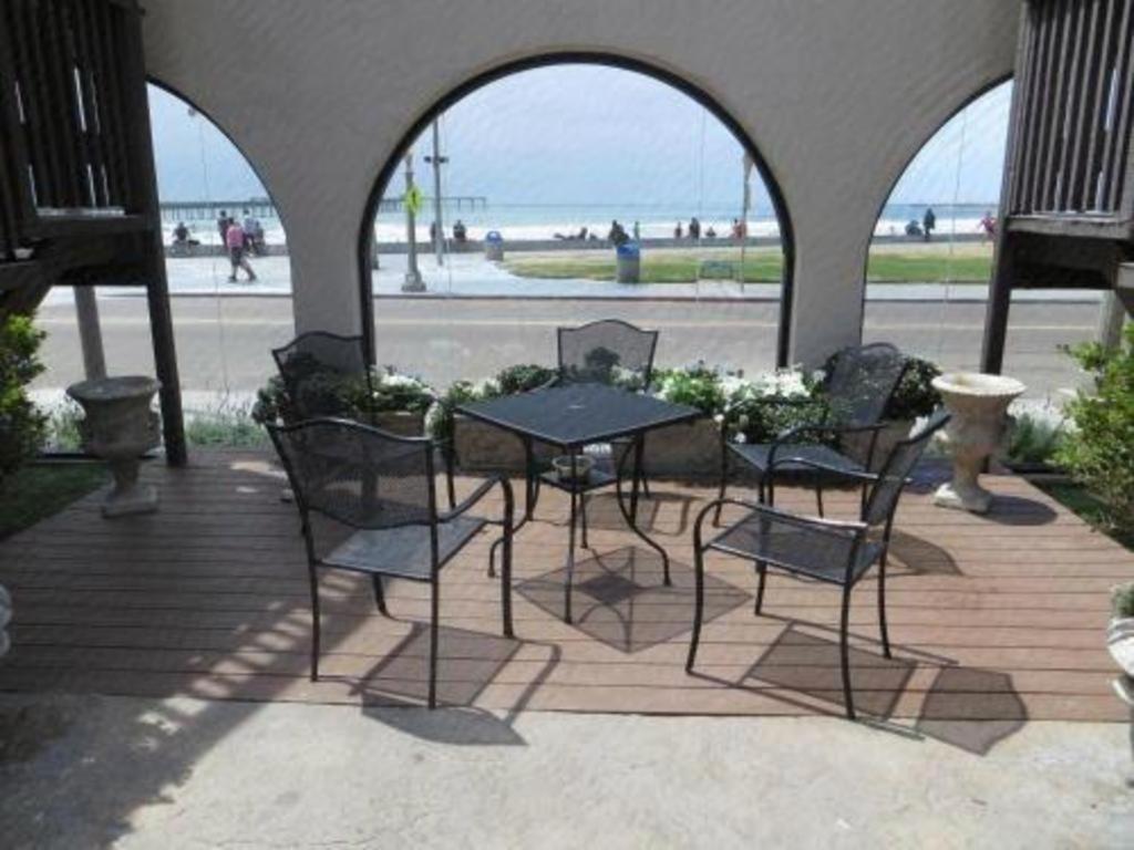 Ocean Hotel