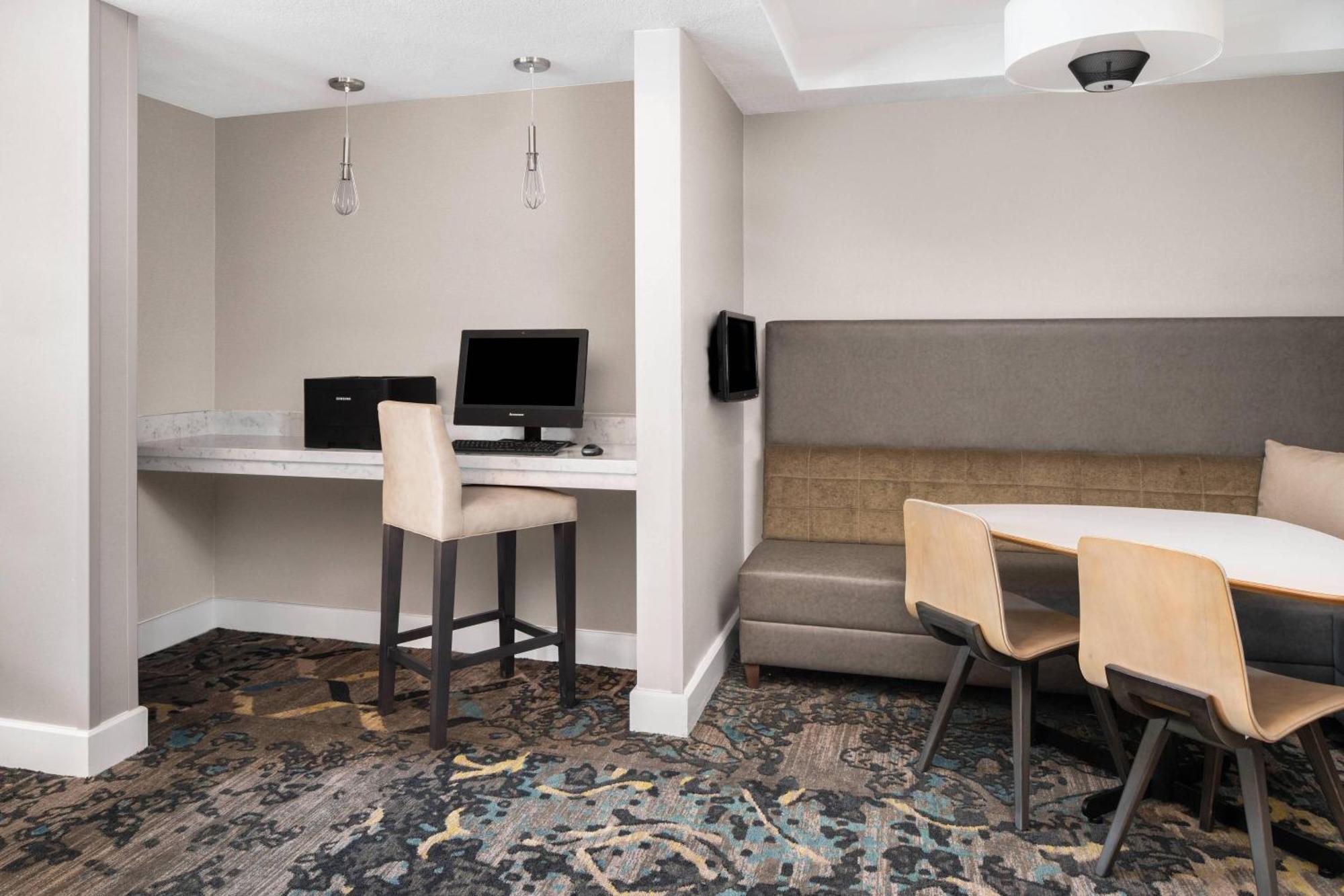 Hotel Rancho Bernardo Scripps Poway San Diego