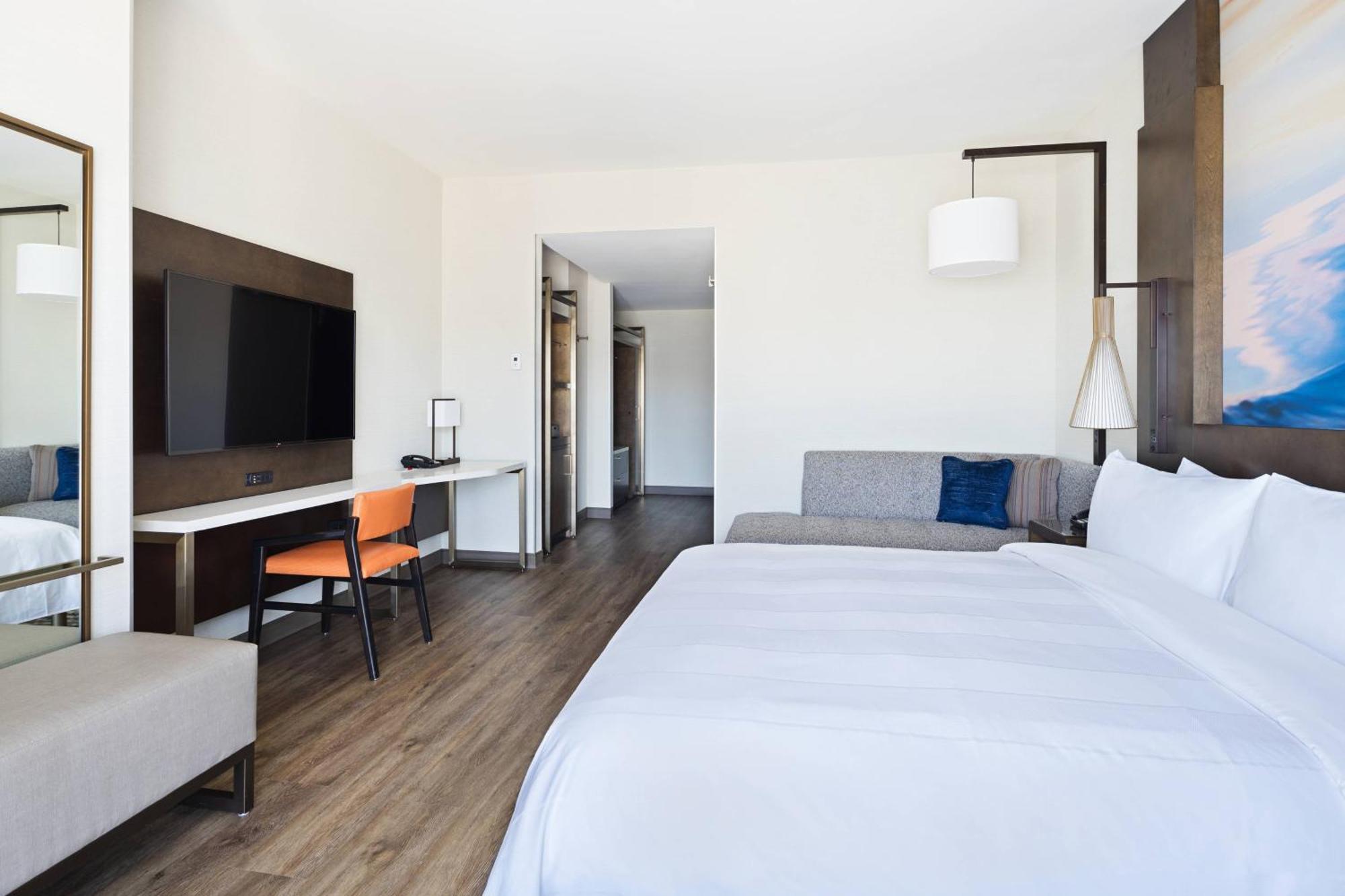 Marriott Del Mar Hotel 4*