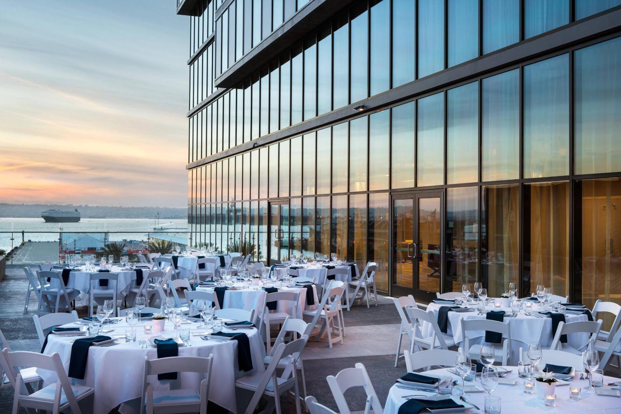 By Marriott Downtown/bayfront Hotel
