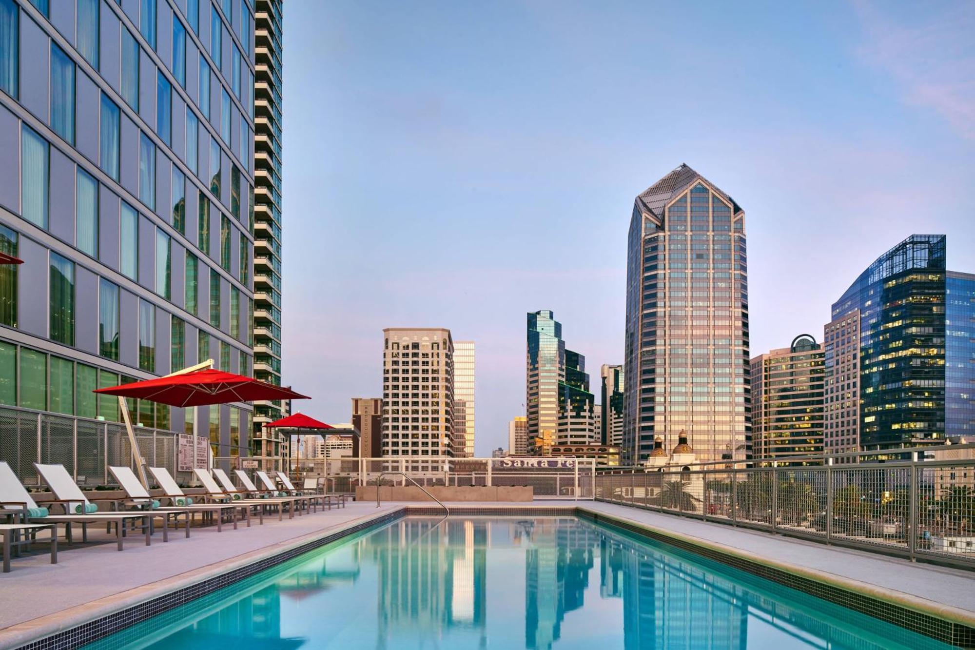 By Marriott Downtown/bayfront Hotel