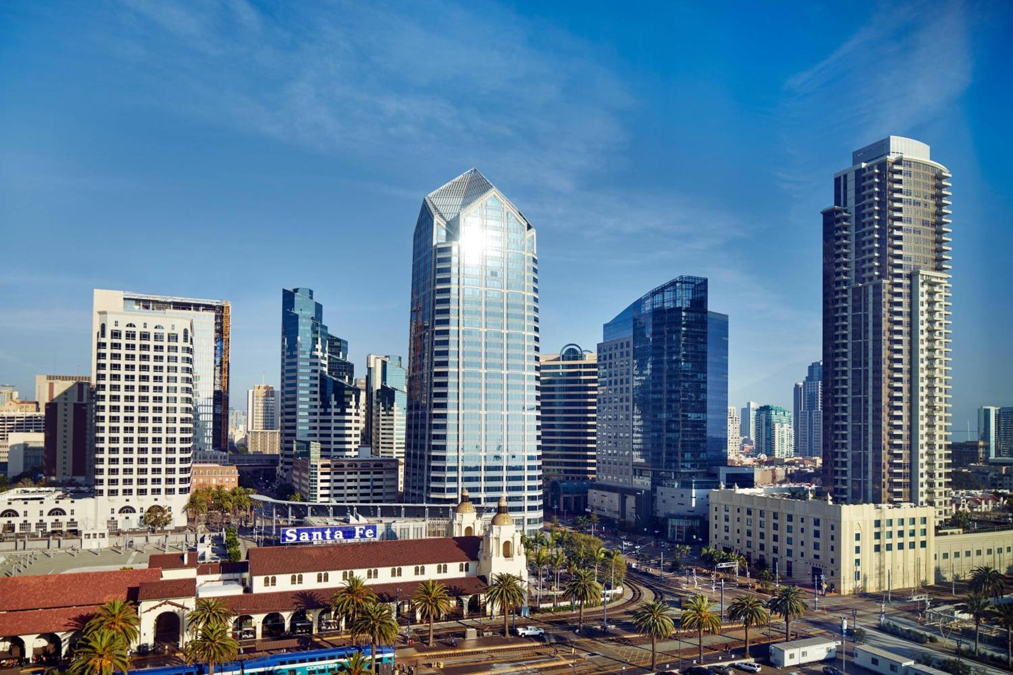 Hotel By Marriott Downtown/bayfront