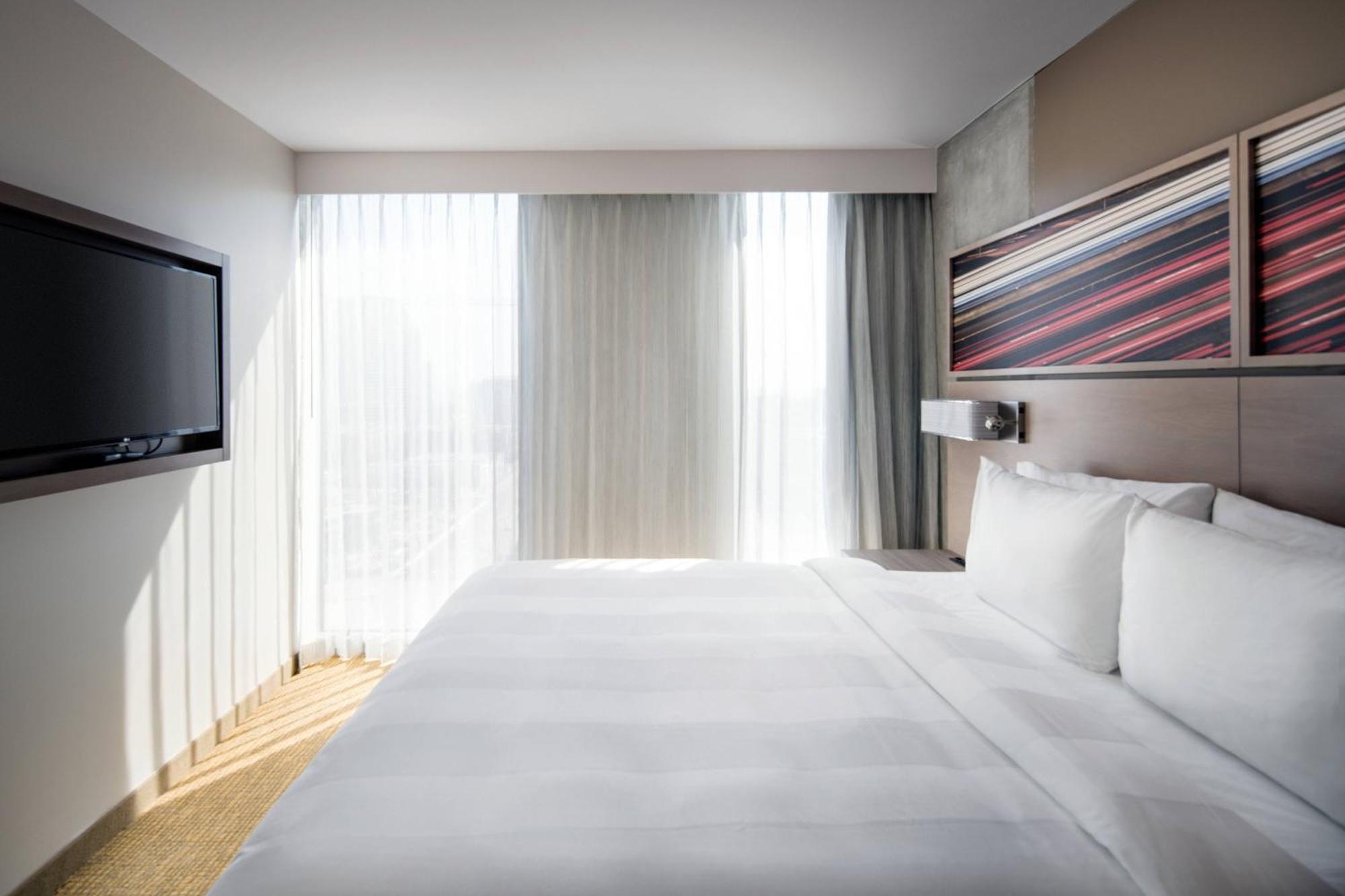By Marriott Downtown/bayfront 3* San Diego