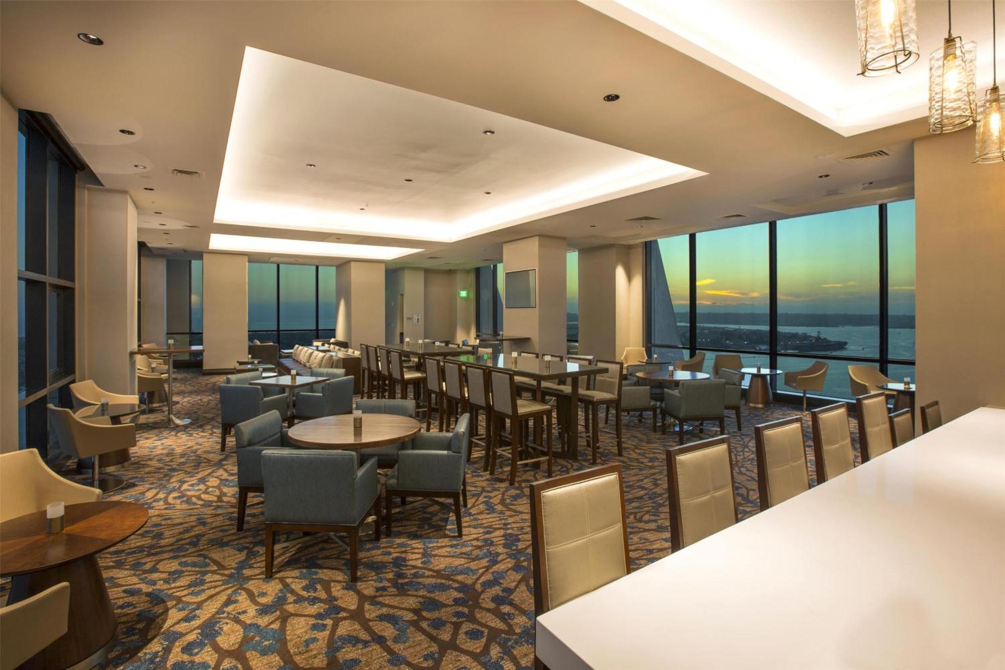 Hotel Manchester Grand Hyatt 4*