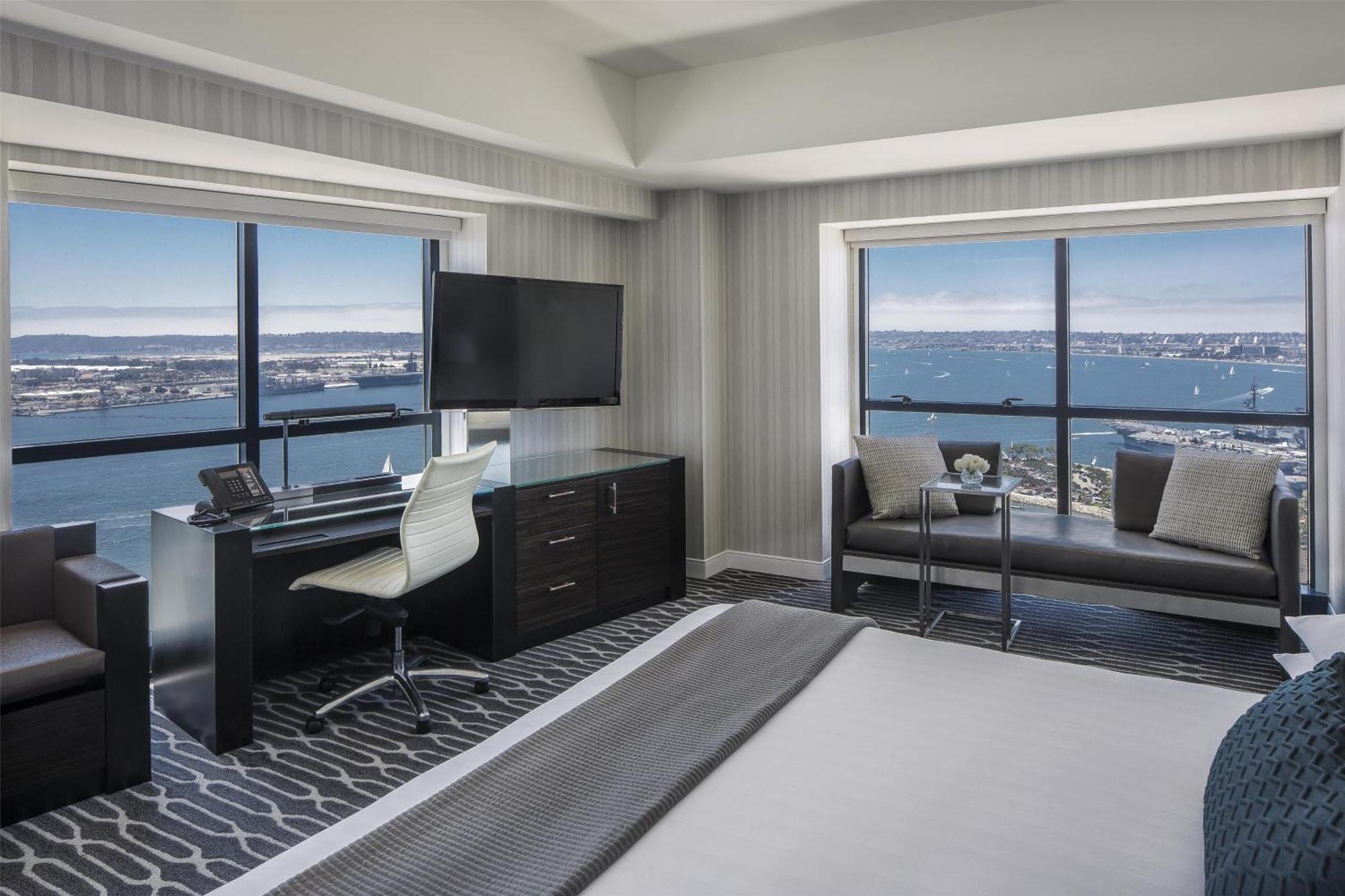 Manchester Grand Hyatt Hotel