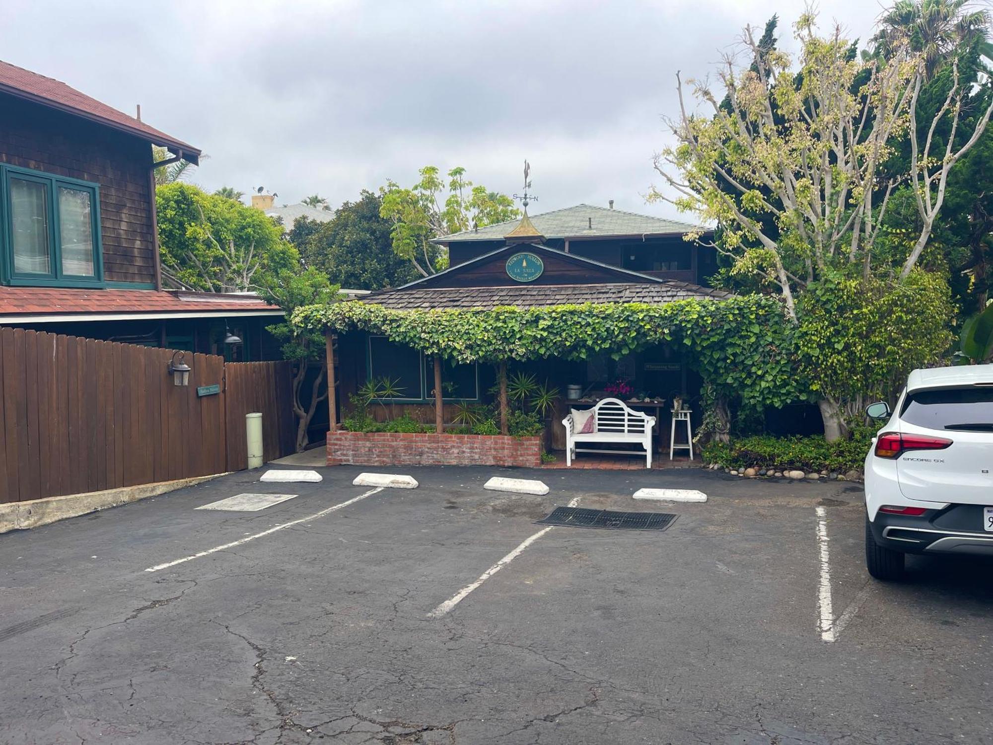 Redwood Hollow 3* San Diego