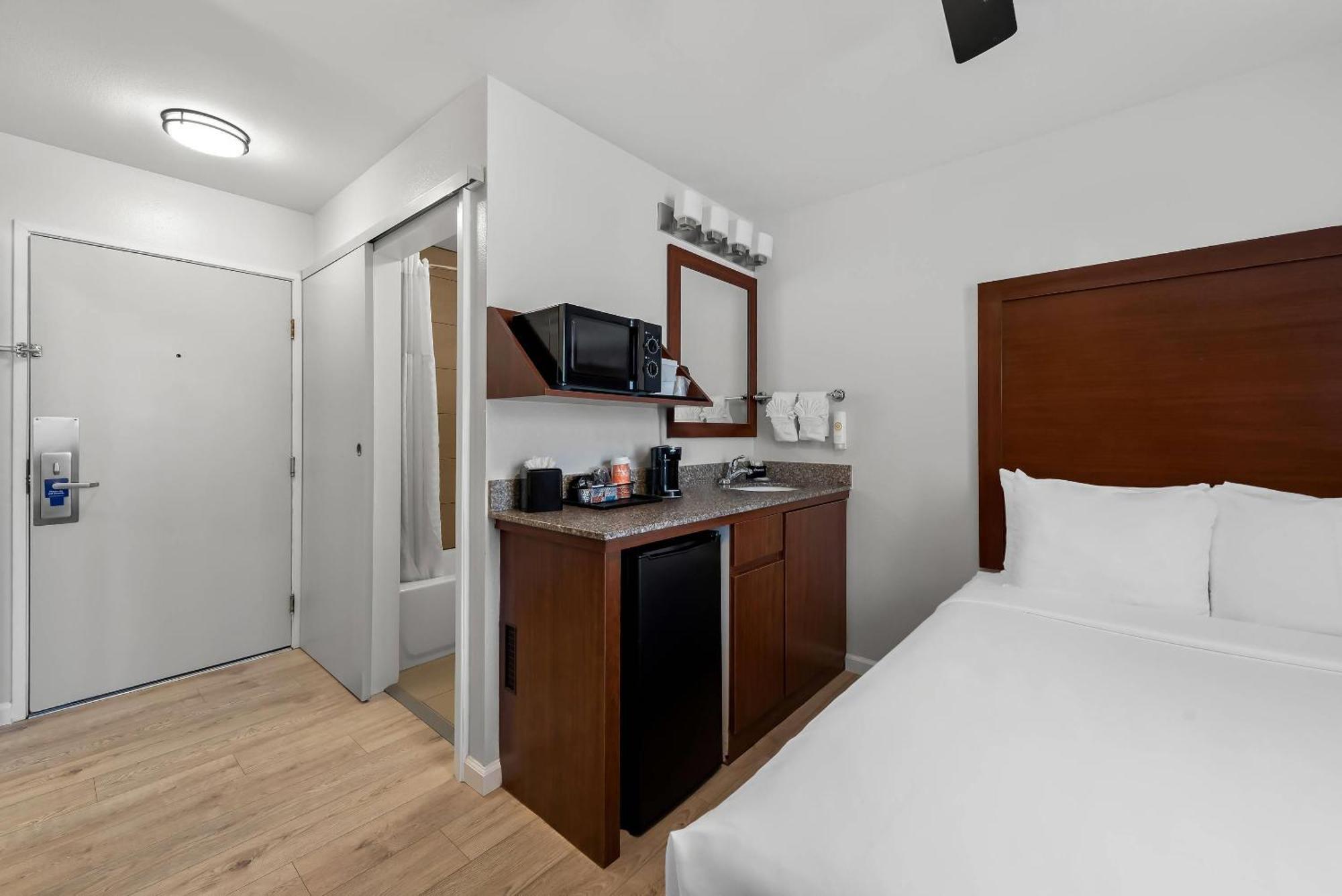 Inn Comfort Gaslamp Convention Center 3*