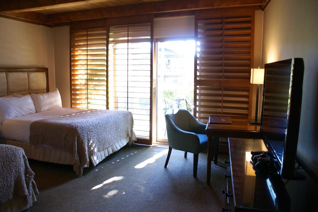 Humphreys Half Moon Hotel 3*