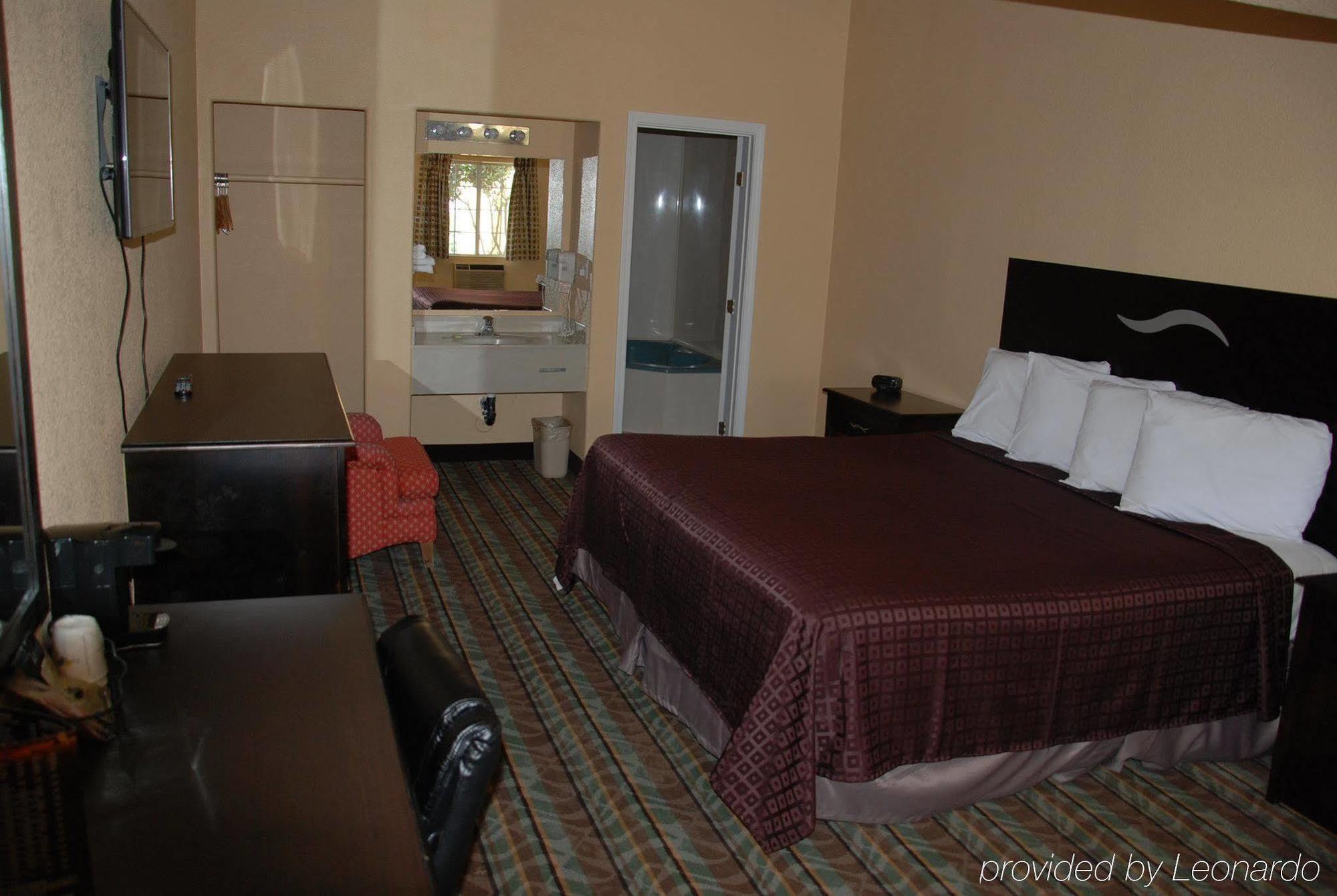 Travelodge By Wyndham Seaworld 2*