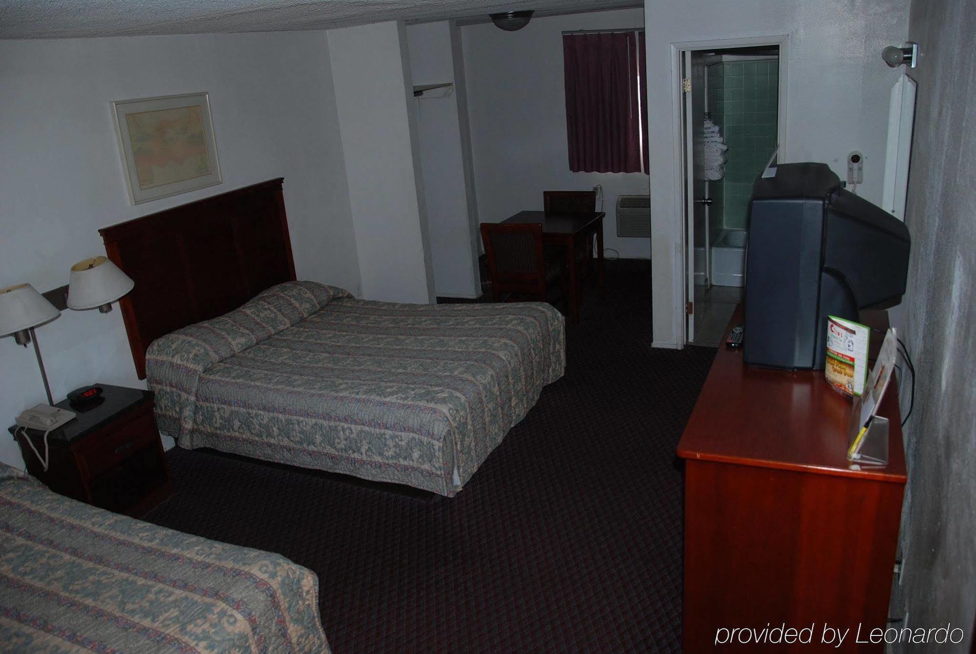 Travelodge By Wyndham Seaworld 2*