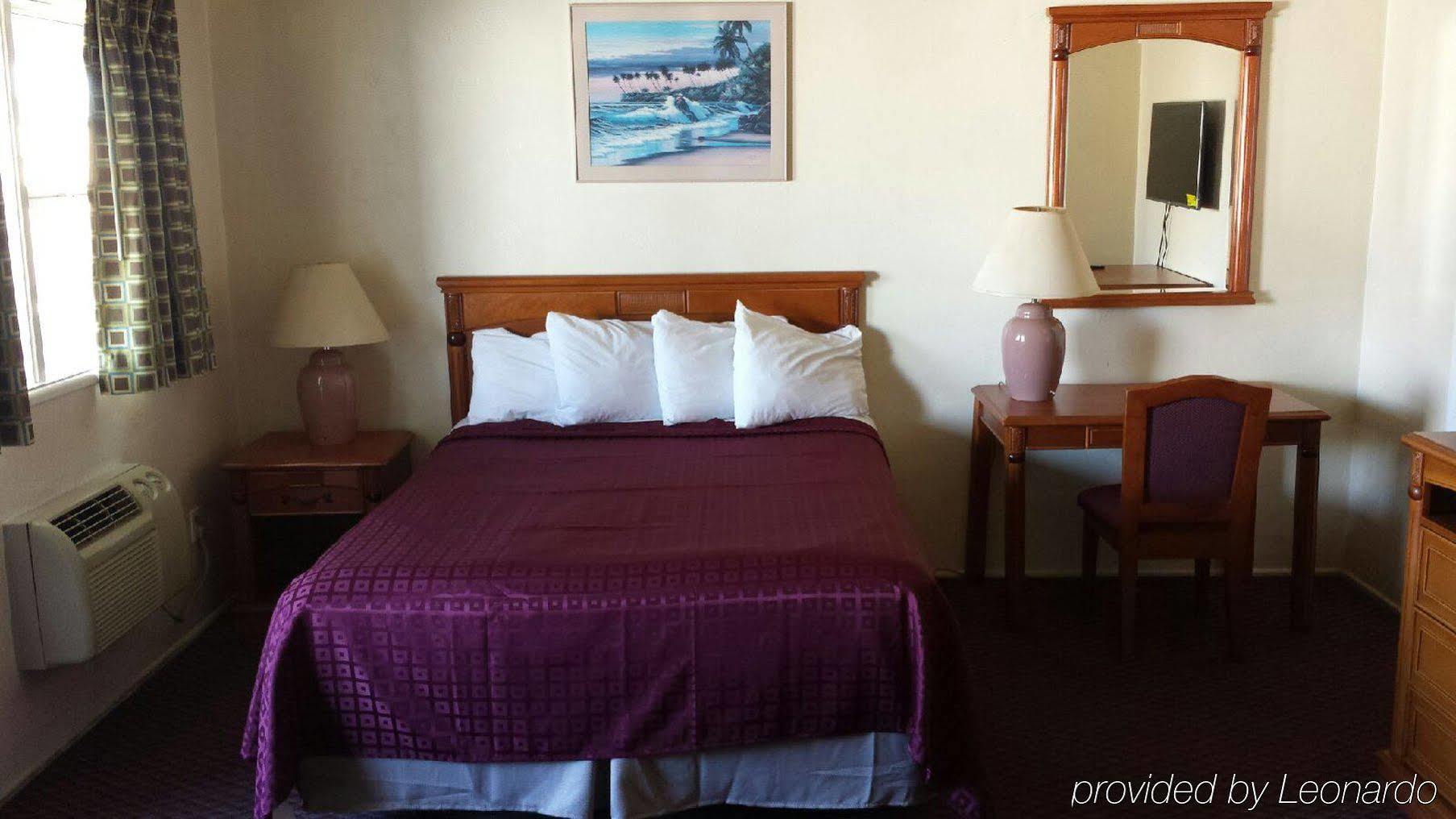 Travelodge By Wyndham Seaworld San Diego