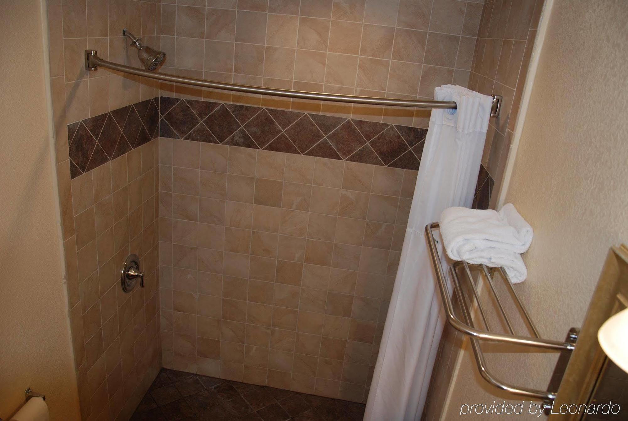 Travelodge By Wyndham Seaworld 2*