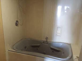 Travelodge By Wyndham Seaworld Motel San Diego