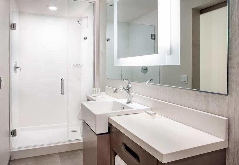 By Marriott Downtown/bayfront 3* San Diego