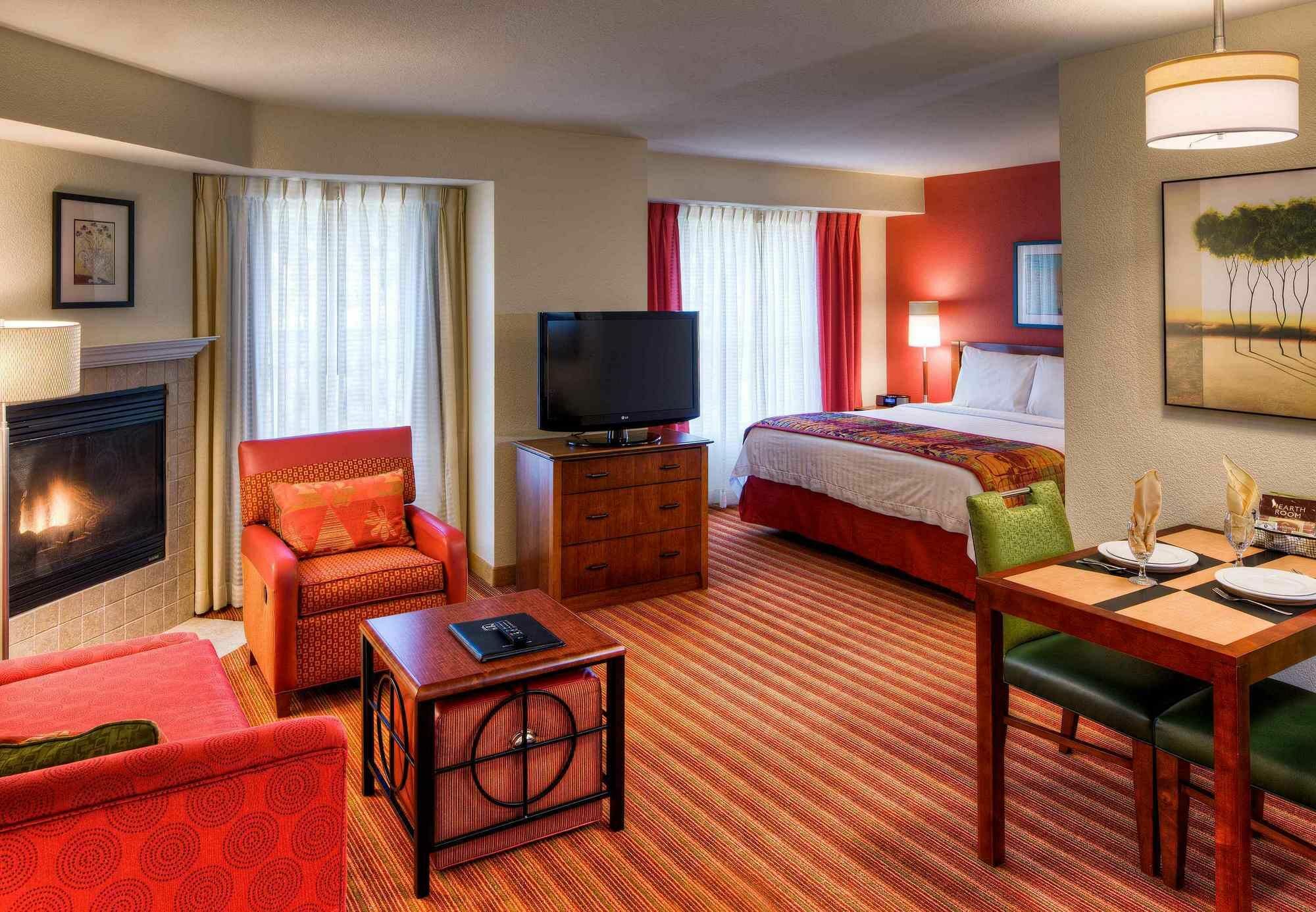 Rancho Bernardo Scripps Poway Hotel 3*