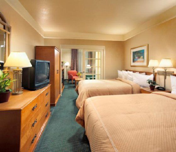 Hotel Ramada By Wyndham San Diego