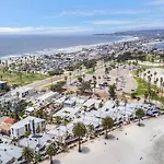 Highly Rated Best Beach! 3Bd 2Ba Ac Luxury King Beds!