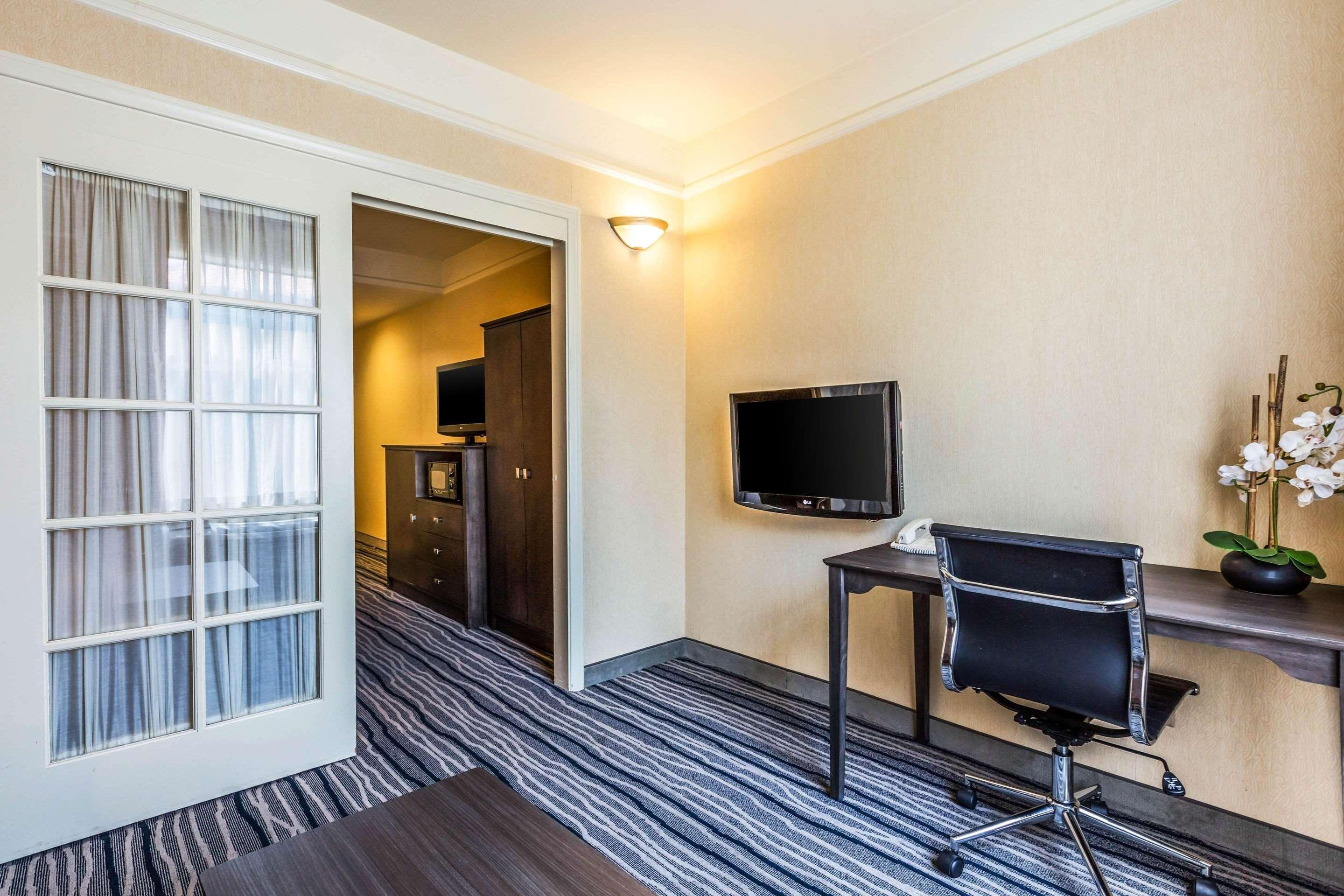 Ramada By Wyndham 2* San Diego