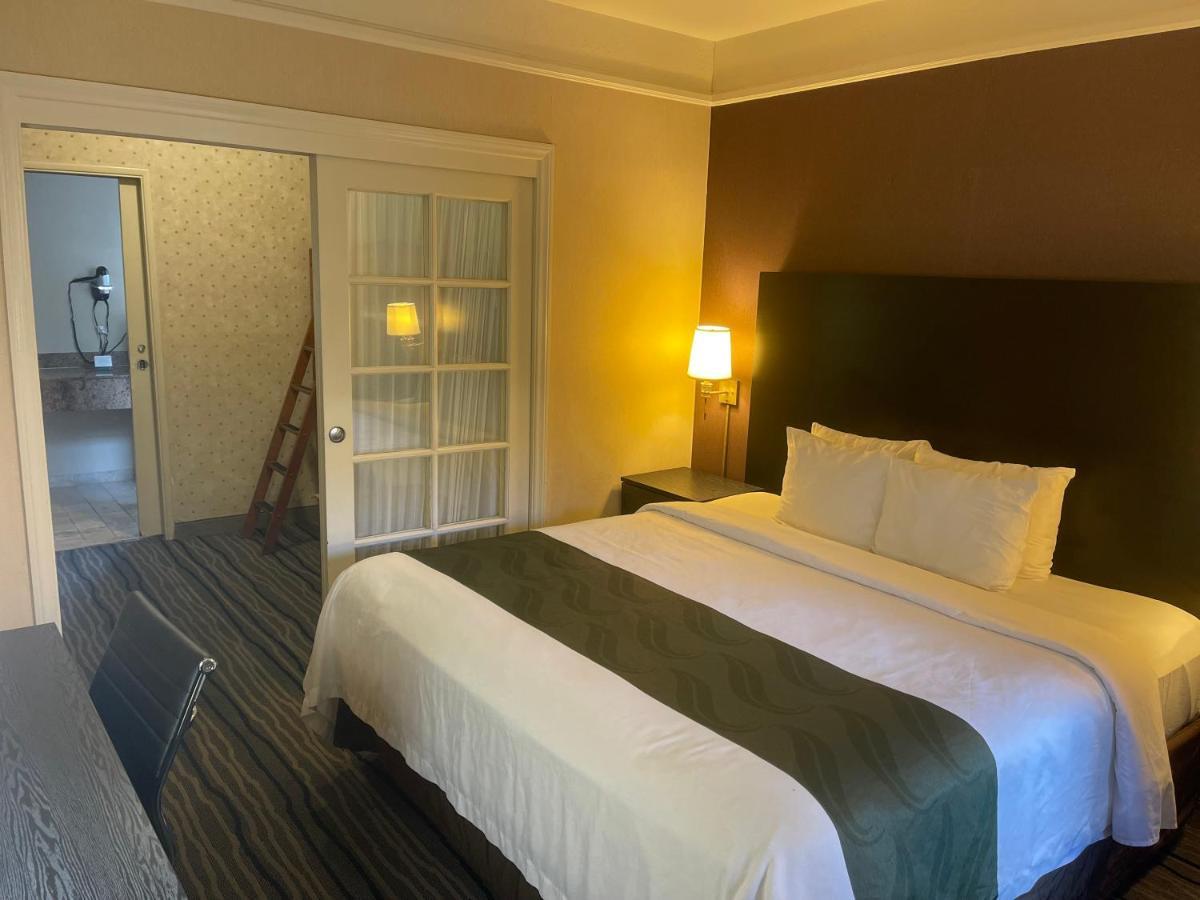 Hotel Ramada By Wyndham